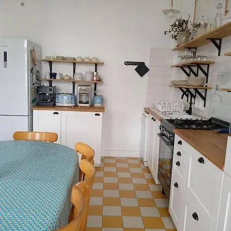 Rochefort, Charentaise 3 A 7 Personnes, 3 Etoiles